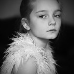 черно-белые портреты девочек Ларисы Осиповой